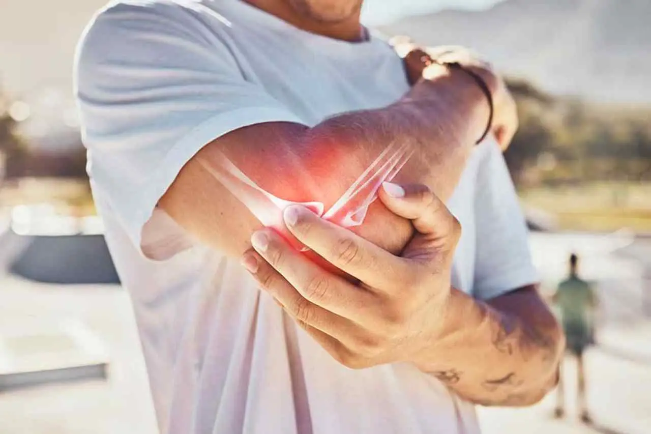 Soffri dolori articolari o muscolari con l’umidità? Ecco la strategia per proteggere il corpo